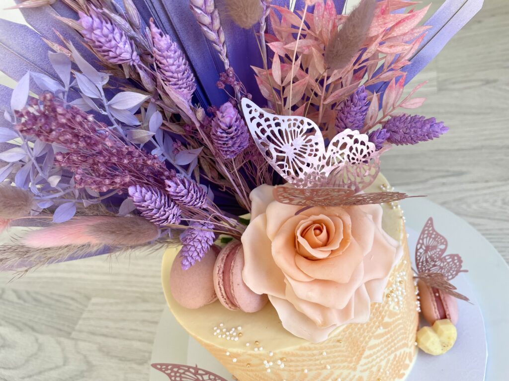 Dried Flower Cake